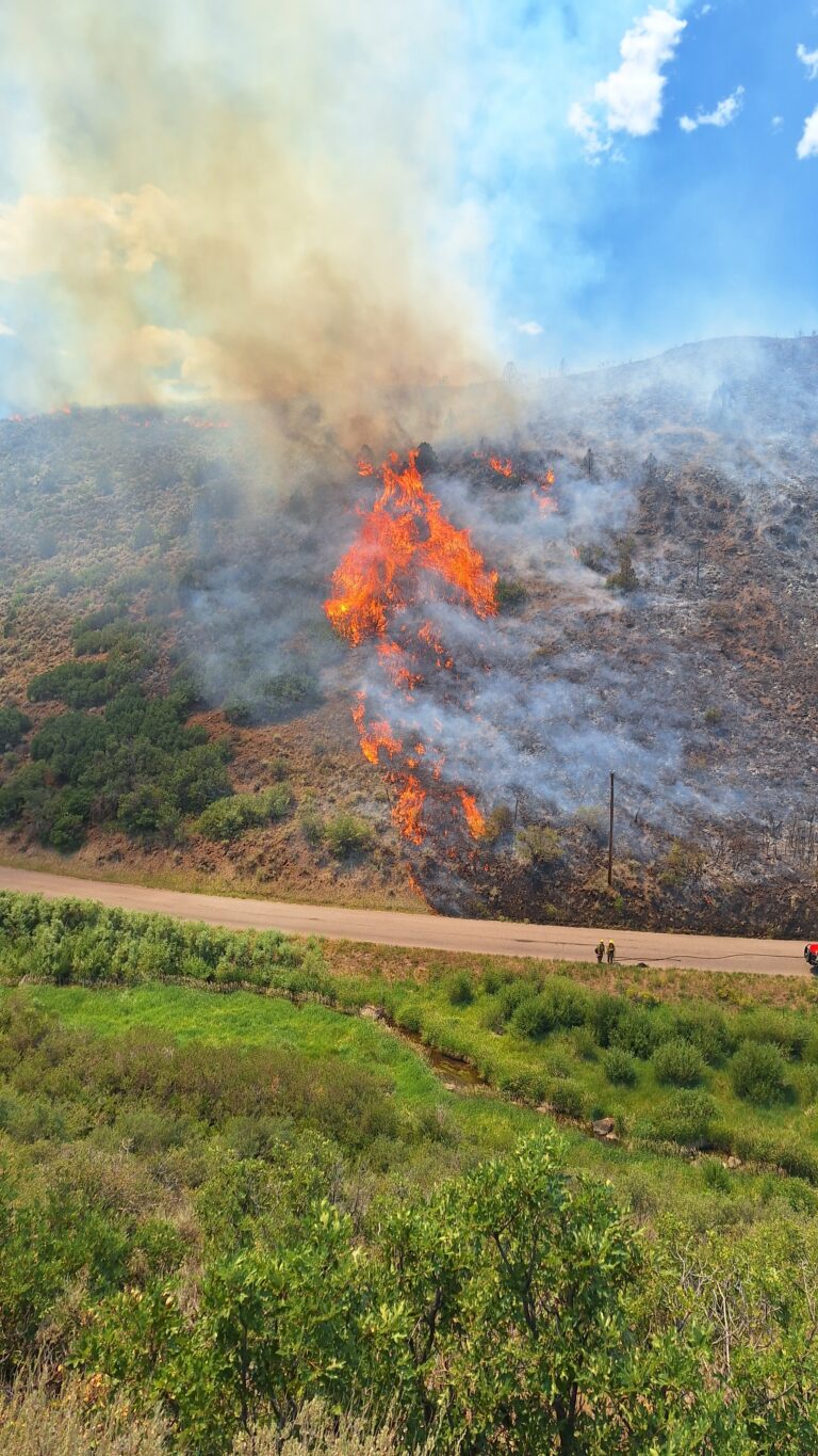A wildfire in Pitkin County flares up 2025